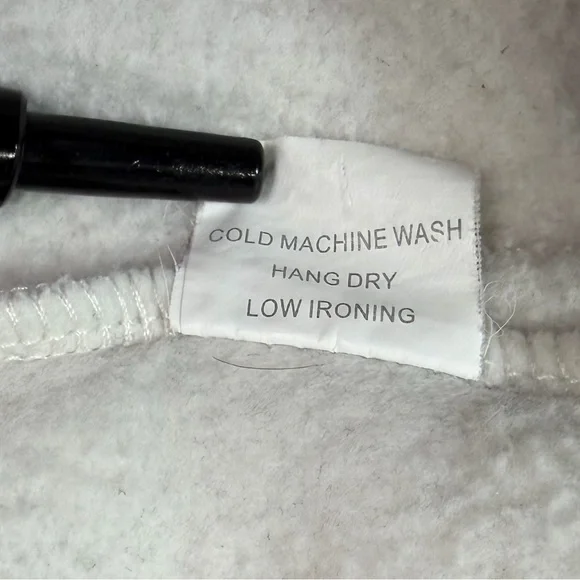 LA Soul Mushroom Print Sweatshirt.  Women’s Medium, Pullover, Crew Neck - Picture 10 of 11